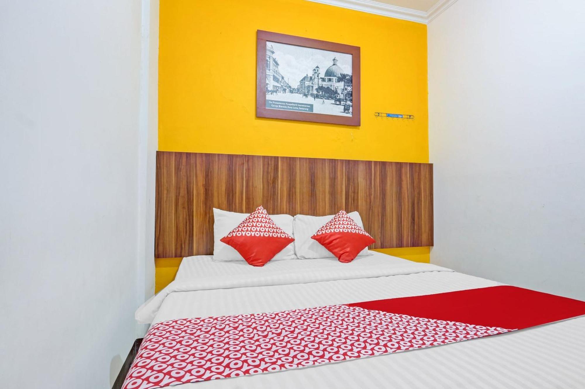 Hotel Super Oyo 90426 Near Mall Ciputra 2